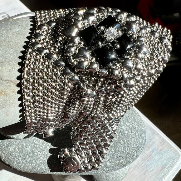 Gorgeous Unique Surgio Gutierrez Liquid Metal & Onyx Framed Zircon Bracelet - Picture 6 of 15